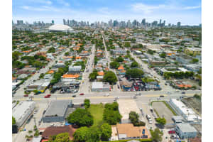 122 Nw 22nd Ave Miami, FL 33125 - MLS#A11839162
