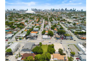 122 Nw 22nd Ave Miami, FL 33125 - MLS#A11839162