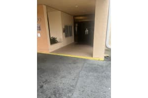 500 Executive Center Dr APT 2G, West Palm Beach, FL 33401, - MLS#A11839205