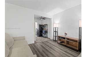 1060 Pennsylvania Ave APT 4, Miami Beach, FL 33139, - MLS#A11839216