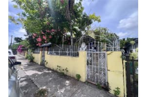 1772 Nw 19th St, Miami