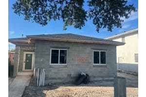 1985 Nw 152nd St, Miami Gardens