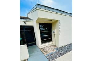 12457 Sw 147th Ter 12457, Miami