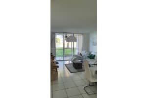 9430 Poinciana Pl 105 Davie, FL 33324 - MLS#A11839318