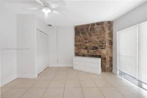 700 SW 67th Ave b, Pembroke Pines, FL 33023, - MLS#A11839350