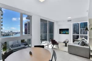 227 Ne 2nd St 2000, Miami