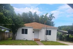 511 Ne 131st St, North Miami
