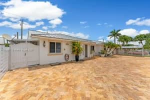 323 NW 136th Pl, Miami, FL 33182, - MLS#A11839377
