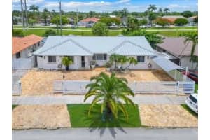 323 NW 136th Pl, Miami, FL 33182, - MLS#A11839377