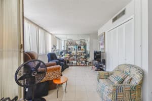 1345 Lincoln Rd 303 Miami Beach, FL 33139 - MLS#A11839388