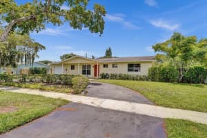 222 Sw 52nd Ter, Plantation