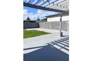 1321 NE 43rd Ct, Pompano Beach, FL 33064, - MLS#A11839413