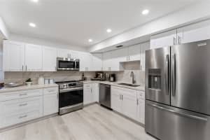 1600 S Ocean Dr APT 10E, Hollywood, FL 33019, - MLS#A11839417