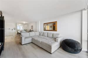 1600 S Ocean Dr APT 10E, Hollywood, FL 33019, - MLS#A11839417