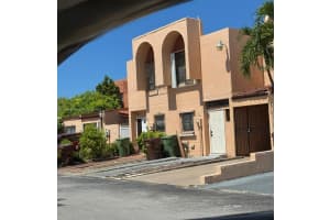 1180 W 42nd Pl 1, Hialeah