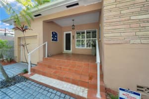 2665 SW 17th Ave, Miami, FL 33133, - MLS#A11839463