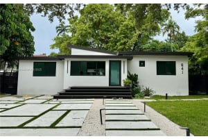 641 Nightingale Ave, Miami Springs