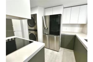 701 Brickell Key Blvd 1111, Miami