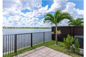 9076 NW 158th St 9076, Miami Lakes, FL 33018 - MLS#A11839567