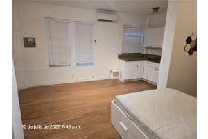642 Michigan Ave APT 4, Miami Beach, FL 33139, - MLS#A11839600