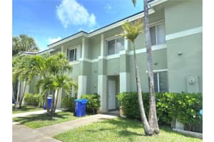 109 Hidden Ct Rd A-5, Hollywood, FL 33023, - MLS#A11839631
