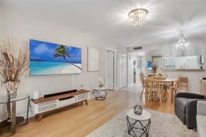 9201 Lime Bay Blvd APT 214, Tamarac, FL 33321, - MLS#A11839679
