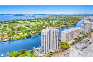 5500 Collins Ave 1502, Miami Beach, FL 33140 - MLS#A11839711