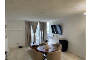 2020 NE 135th St APT 302, North Miami, FL 33181, - MLS#A11839728