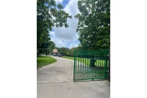 21991 Sw 252nd St, Homestead