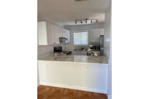 6215 Kendale Lakes Cir 272, Miami