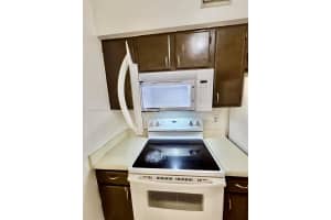 2820 N Oakland Forest Dr APT 110, Oakland Park, FL 33309, - MLS#A11839788