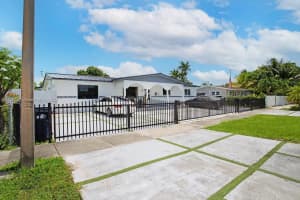 11511 SW 180th St, Miami, FL 33157, - MLS#A11839821