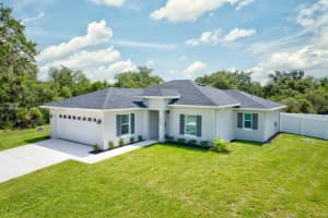 2724 Duane Palmer Boulevard, Sebring