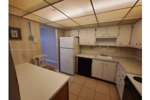2731 Taft St APT 102, Hollywood, FL 33020, - MLS#A11839845