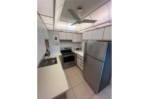 1050 SE 15th St APT 205, Fort Lauderdale, FL 33316, - MLS#A11839867