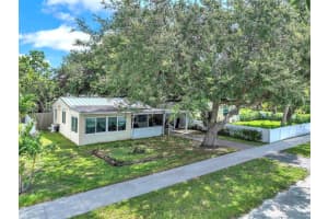2407 Harding St, Hollywood, FL 33020, Sold 09/11/25