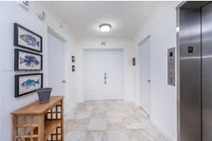 609 Ocean Dr APT 8G, Key Biscayne, FL 33149, - MLS#A11839914