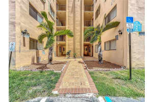 8420 SW 133rd Avenue Rd APT 412, Miami, FL 33183, - MLS#A11839937