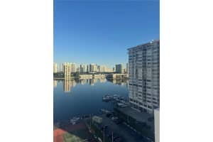 2750 Ne 183rd St 1210, Aventura