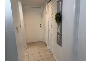 14525 N Kendall Dr, Miami, FL 33186, Sold 11/22/25