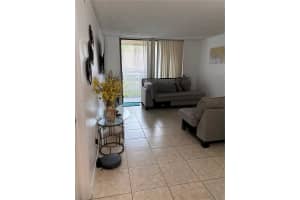14525 N Kendall Dr, Miami, FL 33186, Sold 11/22/25