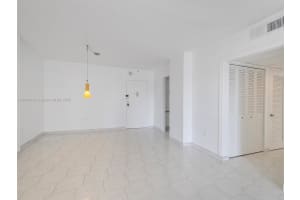 400 Kings Point Dr APT 523, Sunny Isles Beach, FL 33160, - MLS#A11840012