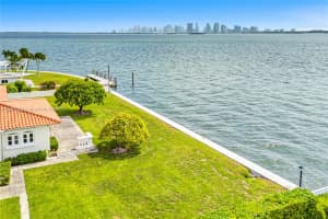 7500 W Treasure Dr North Bay Village, FL 33141 - MLS#A11840020
