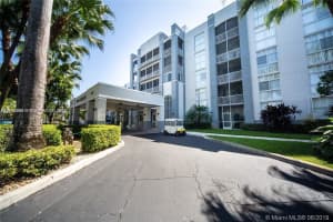 9725 Nw 52nd St 520, Doral