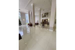 9725 NW 52nd St 520, Doral, FL 33178 - MLS#A11840022