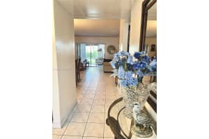 1015 Country Club Dr APT 109, Margate, FL 33063, - MLS#A11840036