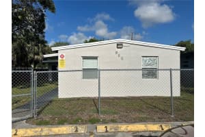 805 Nw 12th Ave Fort Lauderdale, FL 33311 - MLS#A11840154