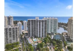 20281 E Country Club Dr APT 704, Aventura, FL 33180, - MLS#A11840165
