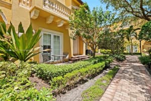 400 Ne 69th Cir Boca Raton, FL 33487 - MLS#A11840167