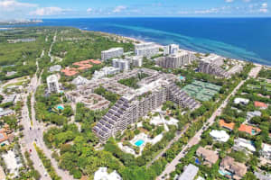 181 Crandon Blvd 206, Key Biscayne